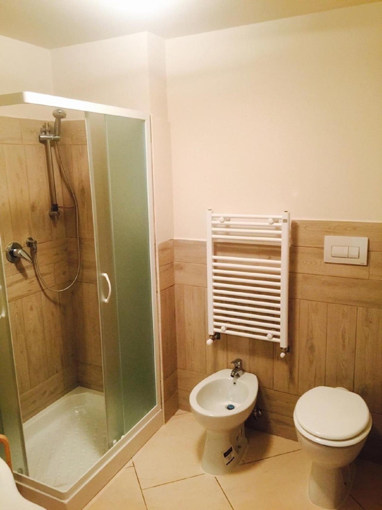 Hotel E Appartamenti La Solaria 산 조반니 로톤도 외부 사진